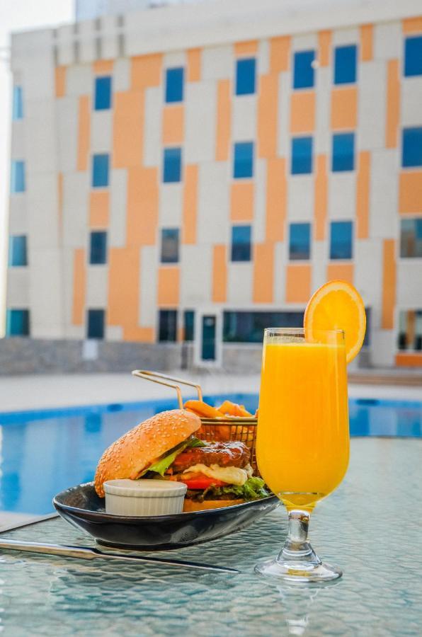 Vogo Grand Hotel Formerly Best Western Plus Hotel Dubai Academic City Екстериор снимка