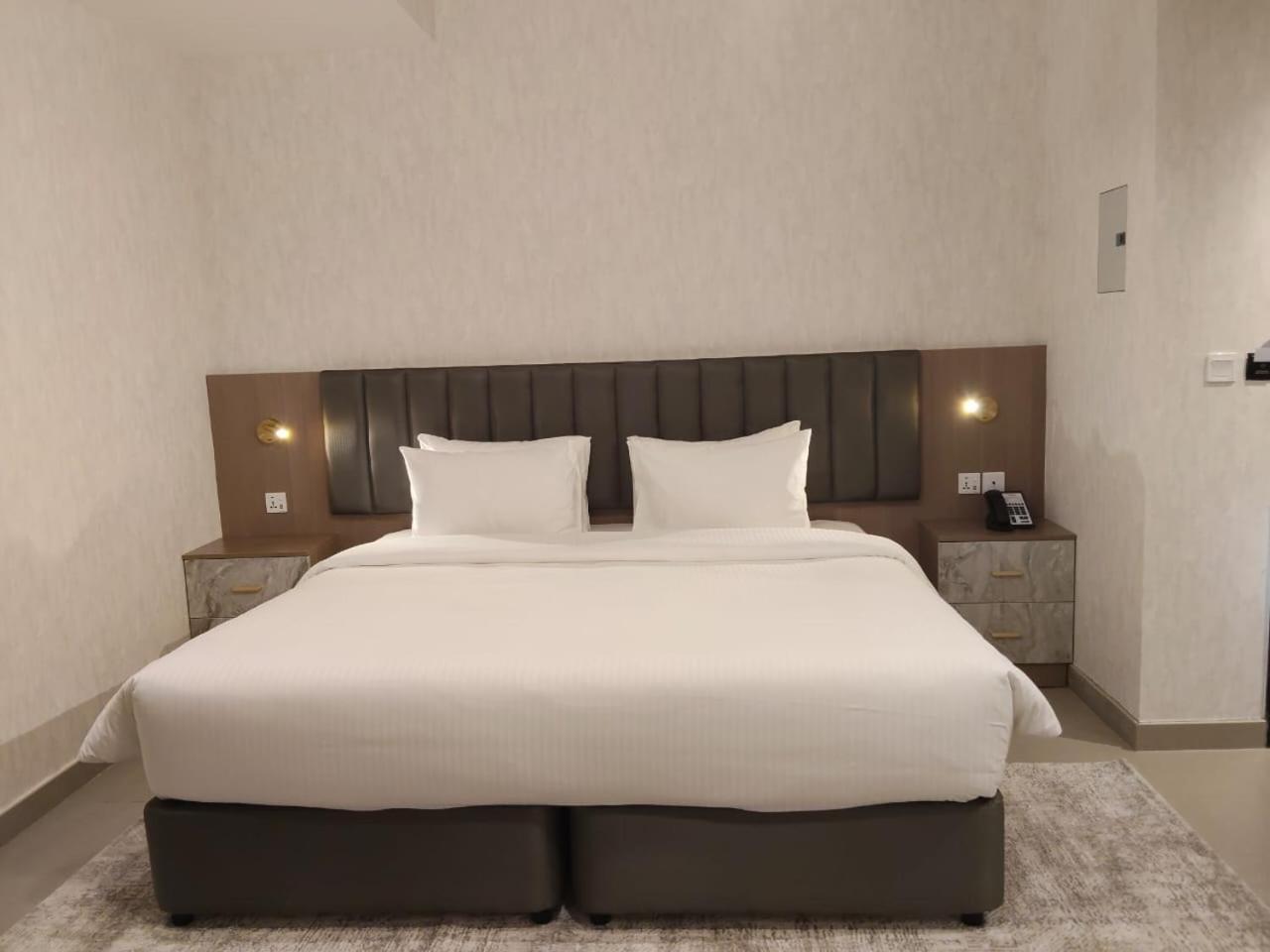 Vogo Grand Hotel Formerly Best Western Plus Hotel Dubai Academic City Екстериор снимка